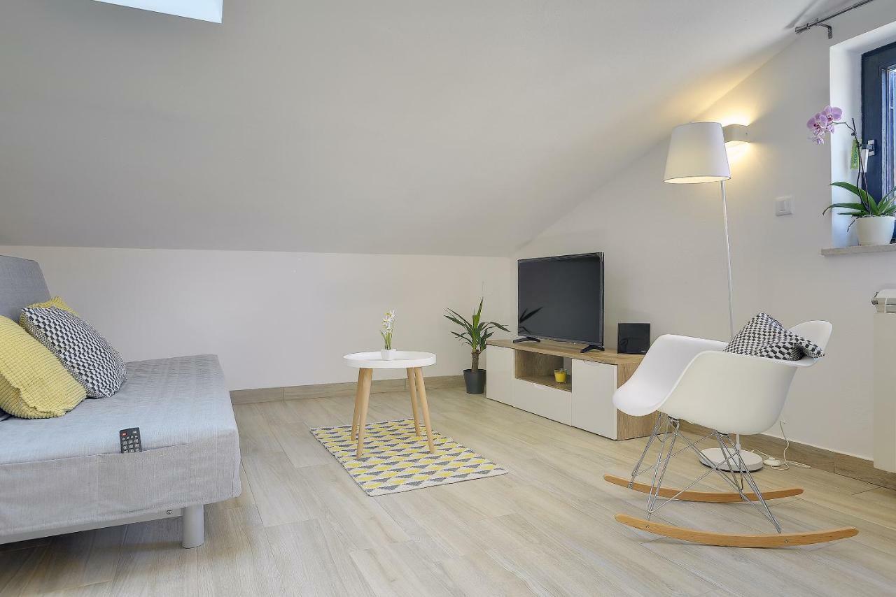 Apartment Niko Pola Esterno foto